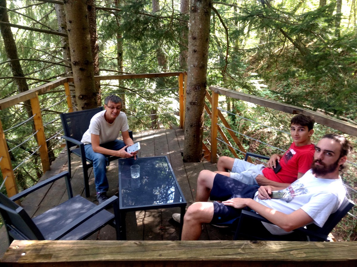 CabaneAout19_0001.jpg